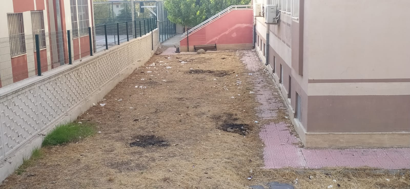 15 TEMMUZ OKULUNDA ÇİRKİN GÖRÜNTÜLER