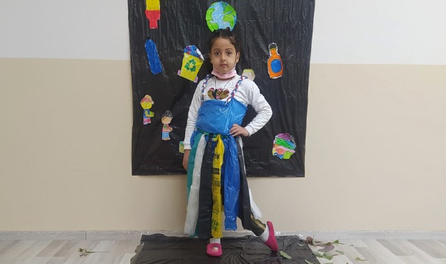 Şanlıurfalı miniklerden geri dönüşüm defilesi