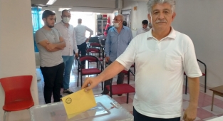 CHP Eyyübiye’de olağanüstü kongreye gitti