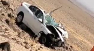 Siverek’te trafik kazası: Sürücü can verdi