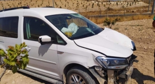 Urfa otobanda kaza: 1 yaralı