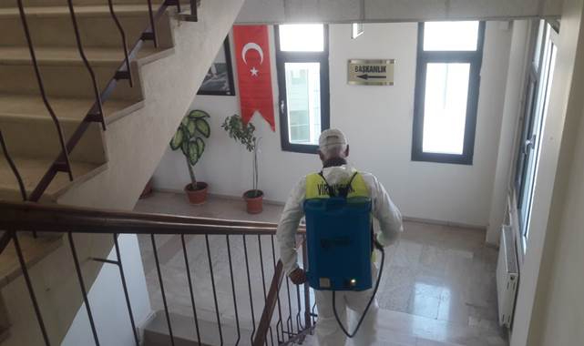 Viranşehir'de ortak kullanım alanları dezenfekte edildi