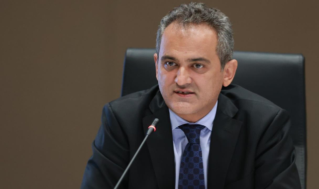 Bakan Özer'den bilim kurulu toplantısı sonrası önemli açıklamalar