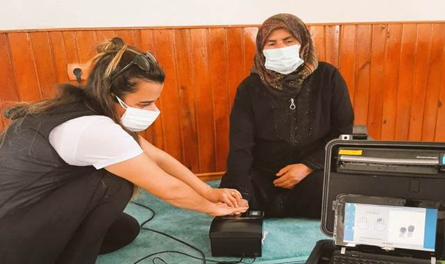 Bozova İlçe Nüfus Müdürlüğü nüfus işlemlerini adreste yapıyor