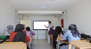 Haliliye’den öğrencilere üniversite hazırlık kursu