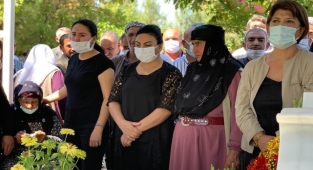 İbrahim Ayhan mezarı başında anıldı