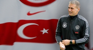 Milli takıma Alman teknik direktör mü geliyor?