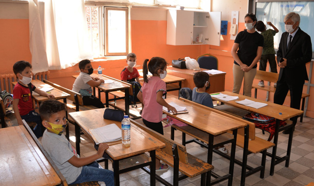 Okullar açılıyor: Şanlıurfa'da kaç öğrenci ders başı yapacak