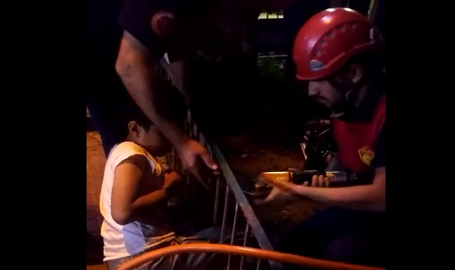 Oyun oynuyordu, çığlık çığlığa kaldı