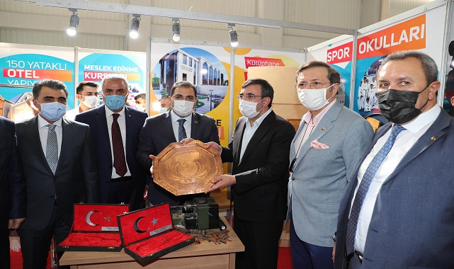 Şanlıurfa’da Kalkınma Yatırım ve İşbirliği Forum ve Fuarı açıldı