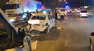 Şanlıurfa'da zincirleme trafik kazası: Yaralılar var