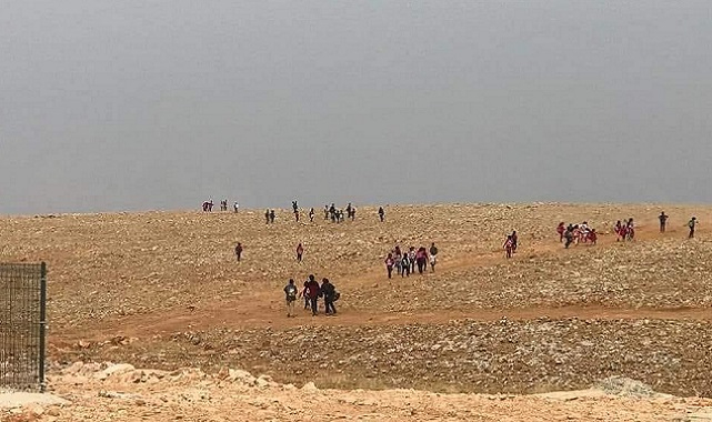 Sınıra değil, okula koşuyorlar