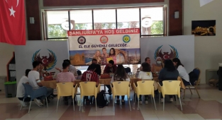 Urfa Emniyeti öğrenciler ile birebir iletişim kuruyor