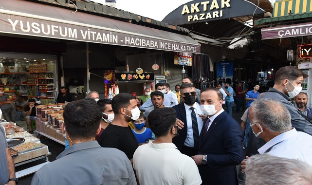 Vali Erin, esnafla bir araya geldi