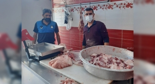 Viranşehir’de zabıtalar kasaplar çarşısını denetledi