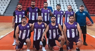 Basketbol maçında ‘kadına şiddete hayır’ mesajı