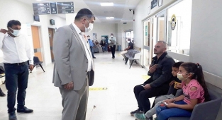 İl Müdürü Gülüm ilçe hastanesini ziyaret etti