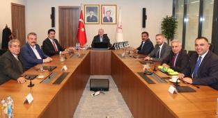 Şanlıurfaspor yönetimi İçişleri Bakanı Soylu'yu ziyaret etti