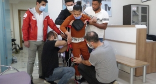 SP hastası Ayşe, adım atmanın mutluluğunu yaşadı