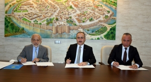 Akçakale'de üniversite öğrencilerinin yurt sorunu çözülüyor