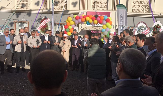 Bölgenin en büyük yetim eğitim merkezi Urfa'da açıldı