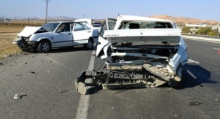 Bozova yolunda trafik kazası! Sürücü hastanelik oldu