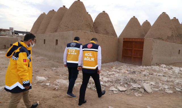 Cami minaresinden Arapça anonslar ile çağrı yapıldı