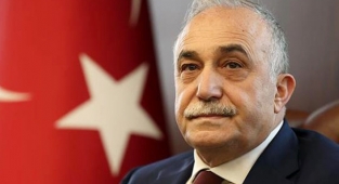 Fakıbaba: AK Parti'den istifa ettim