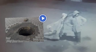 Kağıt toplayıcısının hırsızlık yaptığı anlar kamerada