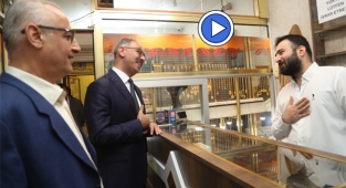 Kuş, ilçe esnafını ziyaret etti