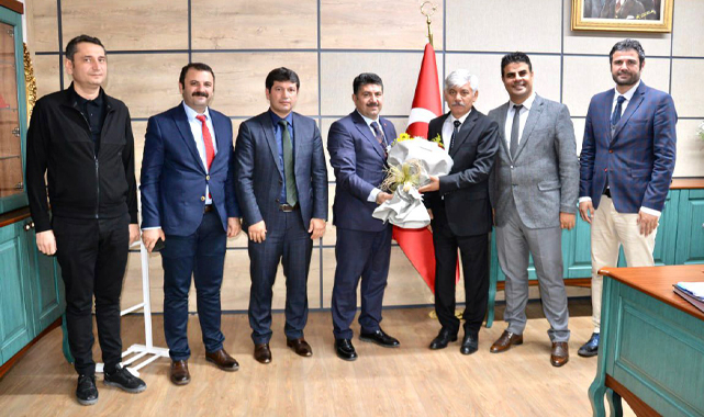 Okullar Platformu Milli Eğitim Müdürü Kurt’u ziyaret etti