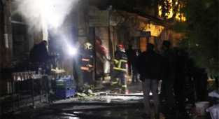 Şanlıurfa'nın tarihi kapalı çarşılar bölgesinde korkutan yangın