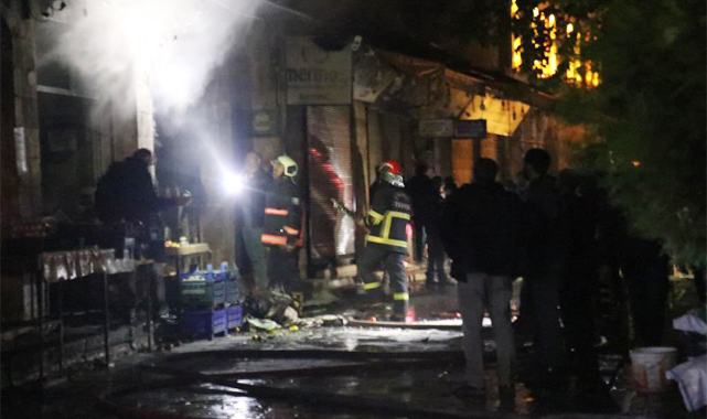 Şanlıurfa'nın tarihi kapalı çarşılar bölgesinde korkutan yangın