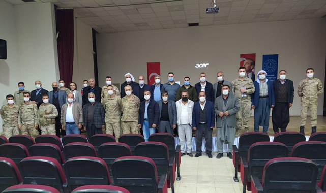 Siverek'te muhtarlar ve jandarma bu eğitimde buluştu