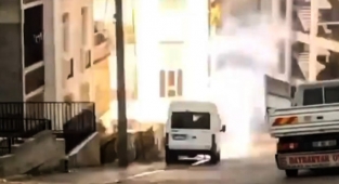 Urfa'da trafolar bomba gibi patlıyor