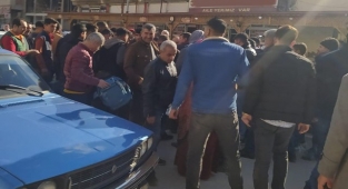 Direksiyon başında kalp krizi geçirince kaza yaptı