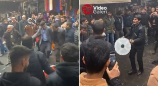 Dolardaki düşüş Şanlıurfa'da halayla kutlandı