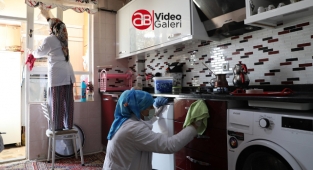 Haliliye’de yüzlerce haneye ‘evde bakım hizmeti’ gidiyor