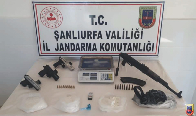 Jandarma Genel Komutanlığı açıkladı: Suruç'ta uyuşturucu ve silah yakalandı