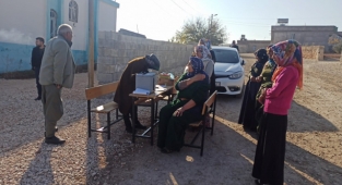 Karaköprü’de 20 ekip Covid-19 aşısı için sahada