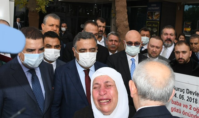 Kemal Kılıçdaroğlu, Emine Şenyaşar'ı ziyaret etti