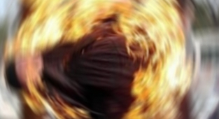 Şanlıurfa’da bir kadın üzerine benzin dökerek kendini ateşe verdi