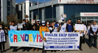 Şanlıurfa'da sağlık çalışanları iş bırakarak grev yaptı