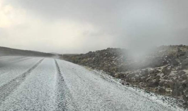 Şanlıurfa’da yılın ilk kar yağışı