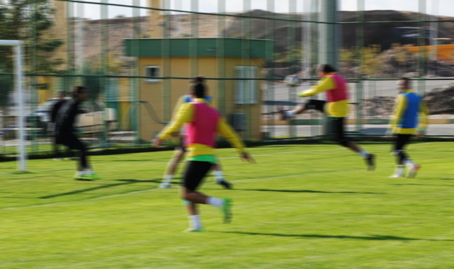 Şanlıurfaspor'da flaş ayrılık