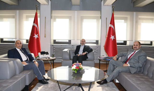 Gülpınar ve Fakıbaba'dan Bakan Karaismailoğlu'na ziyaret