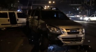 Siverek'te zincirleme trafik kazası! Yaralılar var