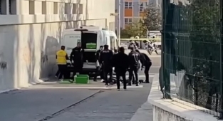 Urfa'da otelde intihar! Hayatını kaybetti