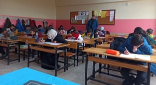 Urfa’nın ilçesinde deneme sınavına yoğun ilgi