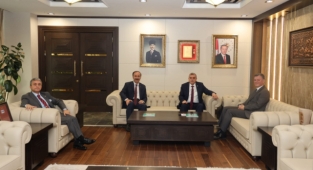 Vali Abdullah Erin kurumlarla görüşmelerde bulundu